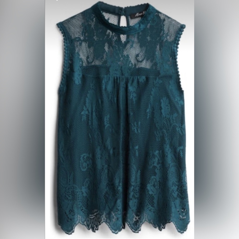 Alice Blue Small Filbert Lace Overlay Blouse Top Keyhole Button Neck Back BC